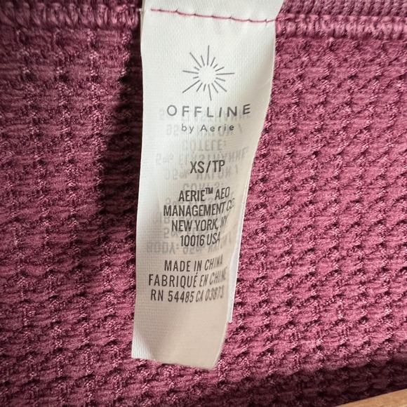 OFFLINE by Aerie Waffle Knit Cropped Henley Long Sleeve Thumbhole Top Size XS - Picture 3 of 7